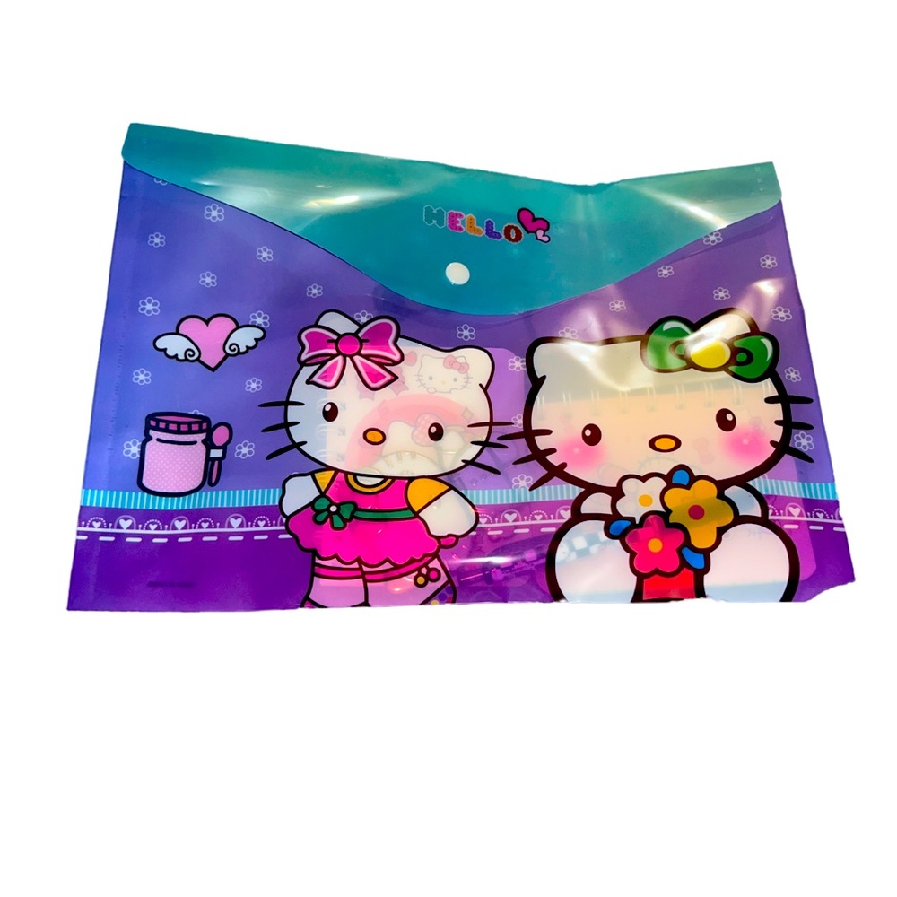 NWT HELLO KITTY BUNDLE (5Pc)